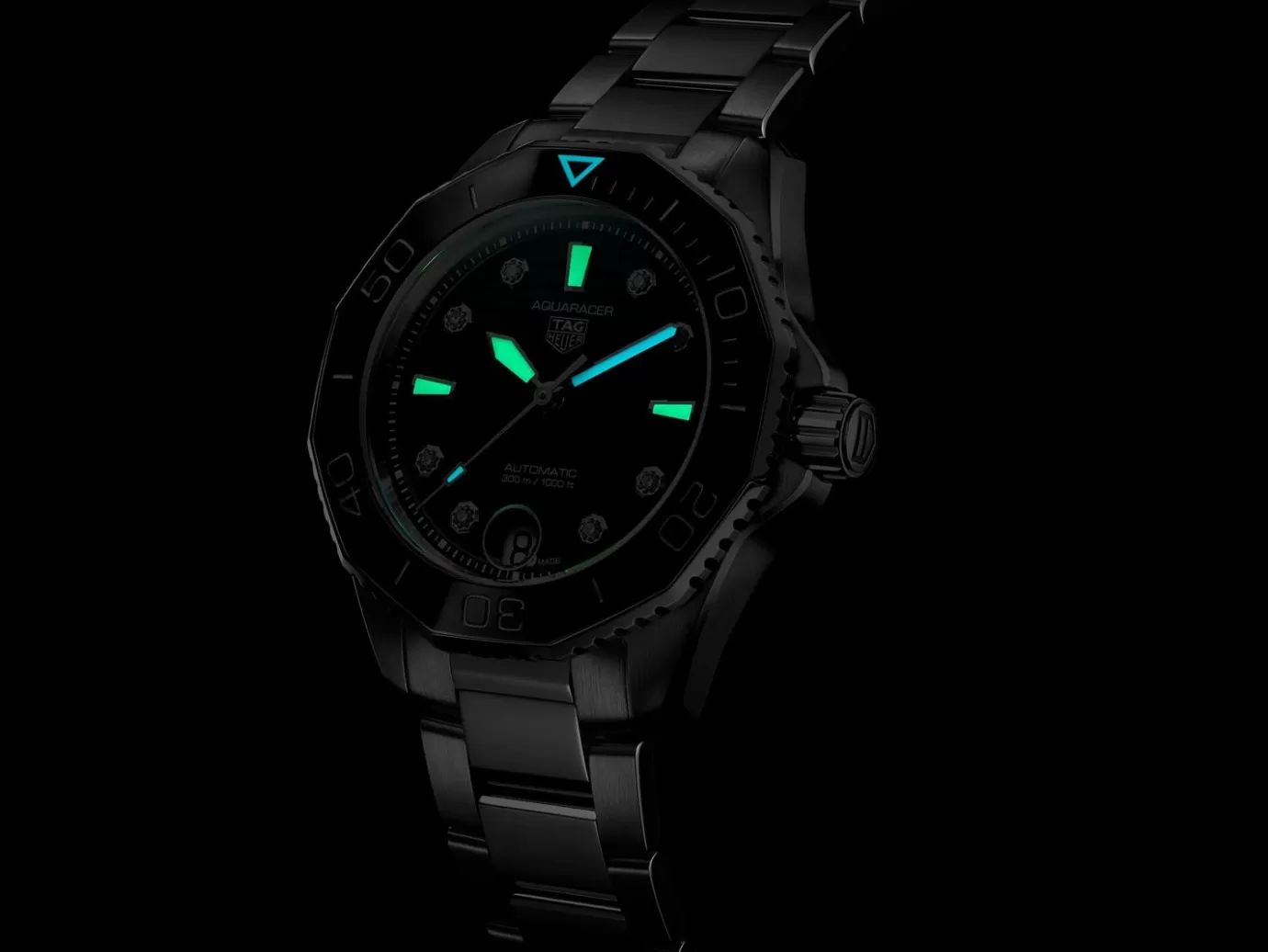 TAG Heuer Aquaracer Professional 300 Uk Edition