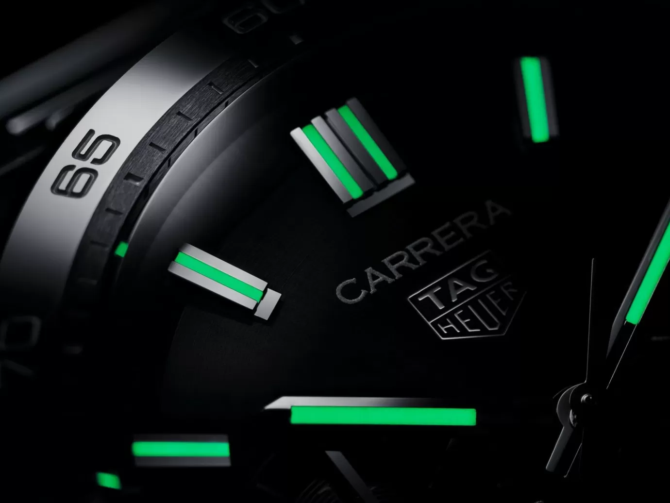 TAG Heuer Carrera